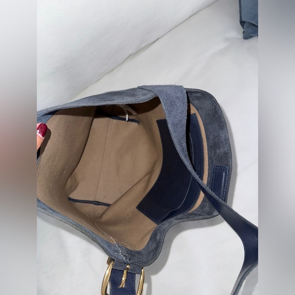 Madewell navy bucket Bag Classic Design - Picture 6 of 6